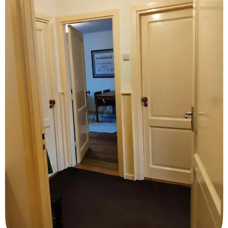 Quarto em Acomodações Particulares In Het Centrum *
